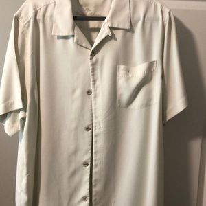 White , XL  Tommy Bahama, short sleeve, button down.   Excellent condition